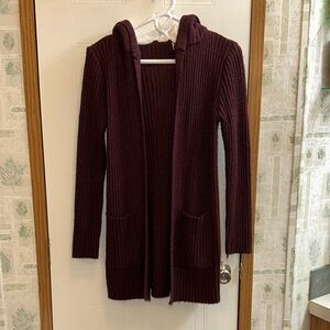 No Boundaries Women's Hooded Cardigan Sweater - Rich Burgundy